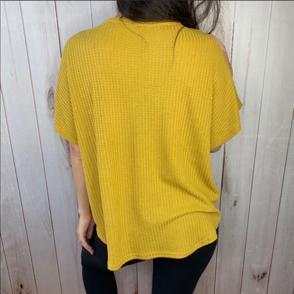 ✨LAST ONE!✨ The Anais Top - Picture 6 of 8